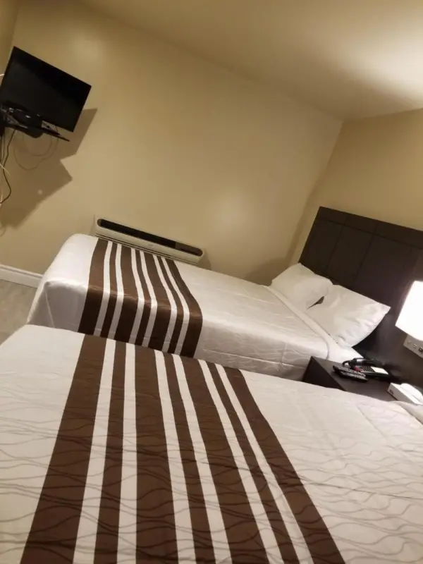 Silver Maple Motel Main image